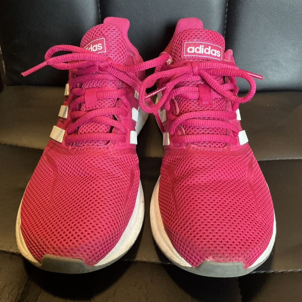 Adidas Woman's Size 7-1/2 122409290‎